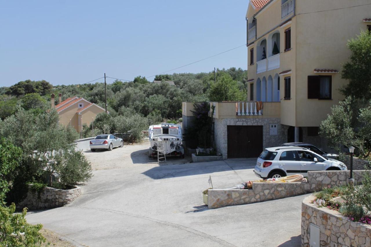 Apartments With A Parking Space Sali, Dugi Otok - 8152 Exteriör bild